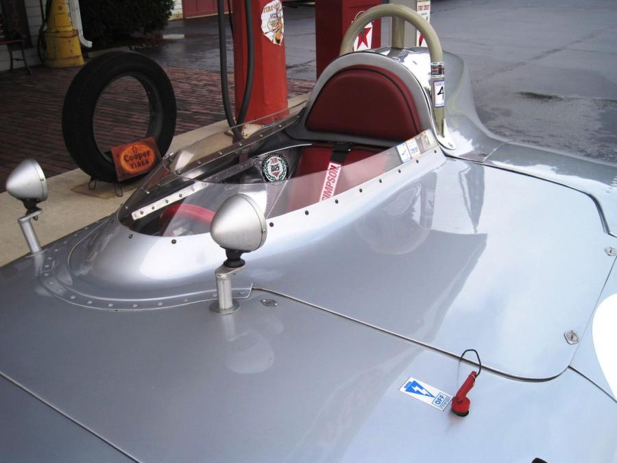 Детали экстерьера Lotus Eleven Le Mans (180) 1956 года  (фото 18 из 80)